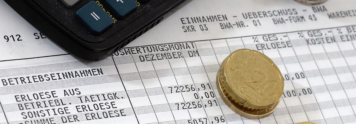 Abschreibung, BWA, Betriebswirtschaftlich, Auswertung, Bericht, Betrieb, Bilanz, Bilanzierung, finanzen, Finanzamt, steuern, Business, Buero, Daten, Saldenliste, Nummern, Geld, Geschäft, Gewinn, Handel, Erfolg, Finanzen, Geldgeschäft, Kontostand, Steuer, Taschenrechner, Liste, Schwarze Zahlen, Zahlen, Saldo, Verlust, Rechnung, Umsatz, Umsatzzahlen, Betriebsausgaben, Betriebseinnahmen, abschreibung, bwa, betriebswirtschaftlich, auswertung, bericht, betrieb, bilanz, bilanzierung, finanzen, finanzamt, steuern, business, buero, daten, saldenliste, nummern, geld, geschäft, gewinn, handel, erfolg, geldgeschäft, kontostand, steuer, taschenrechner, liste, schwarze zahlen, zahlen, saldo, verlust, rechnung, umsatz, umsatzzahlen, betriebsausgaben, betriebseinnahmen