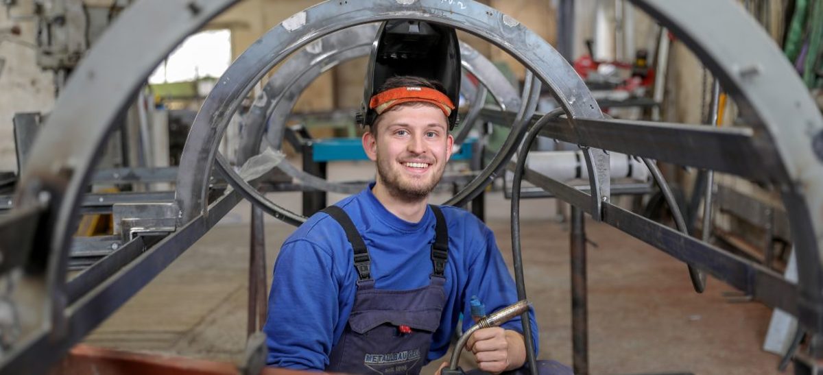 Metallbauer Florian Sell hat den Meistertitel als Bester seines Gewerkes errungen. Metallbauer Florian Sell