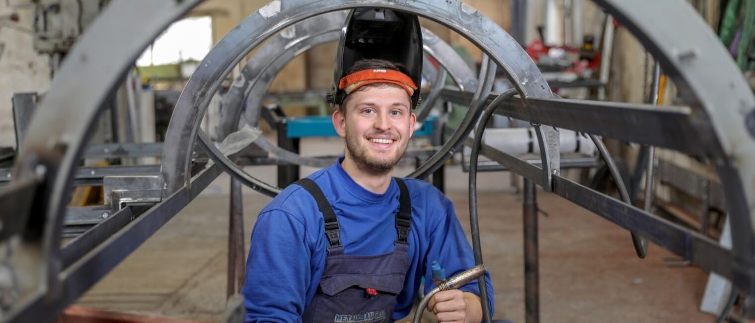 Metallbauer Florian Sell hat den Meistertitel als Bester seines Gewerkes errungen. Metallbauer Florian Sell