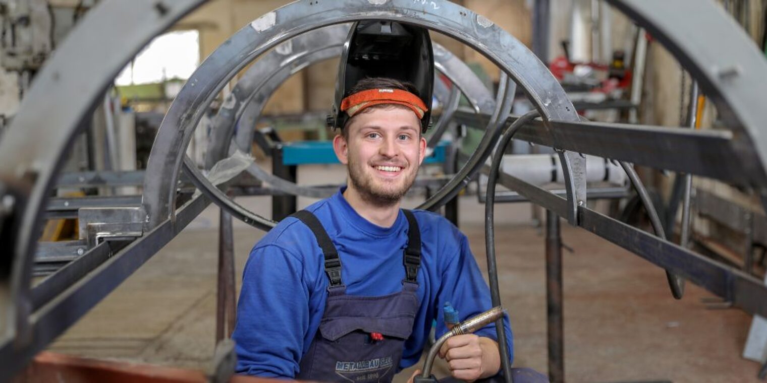 Metallbauer Florian Sell hat den Meistertitel als Bester seines Gewerkes errungen. Metallbauer Florian Sell